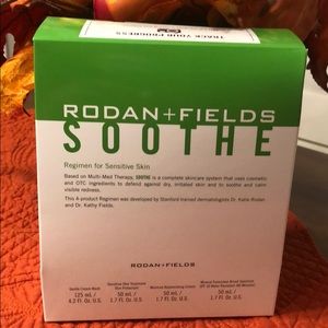 Rodan +Fields SOOTHE full size regimen